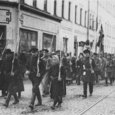Rusya'da Leninizmin İyice Oturmasını Sağlayan Kanlı Mücadele: 1917-1922 Rus İç Savaşı