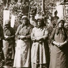 Kocalarını ve Çocuklarını Toplu Halde Zehirleyen Macar Kadınlar: The Angel Makers