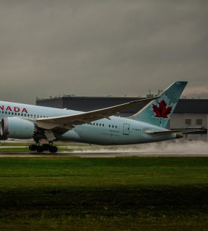 Uçakların Bazen Sert İniş Yapması Neden Aslında Bir Sorun Değil de Gerekliliktir?