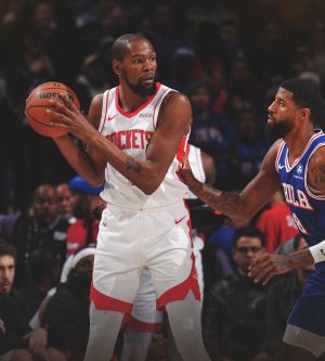 Kevin Durant'in Sahte Hesaptan Takım Arkadaşlarını Gömdüğü Mesajlar Ne Anlama Geliyor?