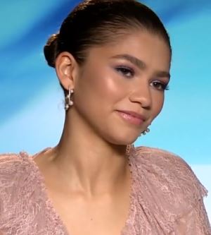 Hollywood'da Artık Neden Monica Belluci Değil de Zendaya Popüler Oluyor?