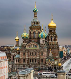 Vize Alıp Gitmenin Kolay Olduğu Saint Petersburg'ta Ne Yenir, Ne İçilir?