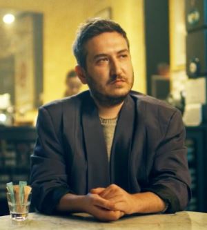 Gibi Dizisinin Nihilizme Göz Kırpan Karakteri Yılmaz'ın Absürt Anları