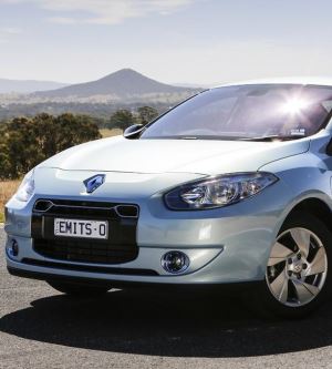 Pili 5 Dk'da Değiştirilebilen Bursa Üretimi Renault Fluence Z.E. Neden Tutmadı?