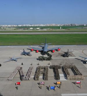 İncirlik Hava Üssü'ndeki Nükleer Bombalar
