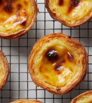 Milföy Hamuru ve Kreması ile Damak Ziyafeti Yaşatan Portekiz Tatlısı: Pastel de Nata