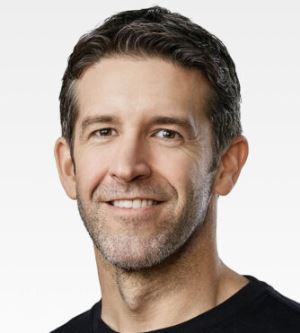 1 Eylül İtibarıyla Apple'ın Yeni CEO'su Olacak Olan John Ternus Kimdir?