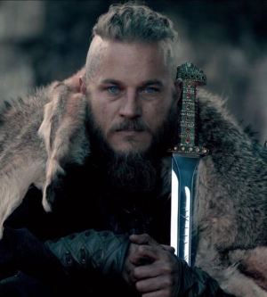 Gülümsemesiyle Bile Karşısındakine Meydan Okuyan Viking Kralı: Ragnar Lothbrok