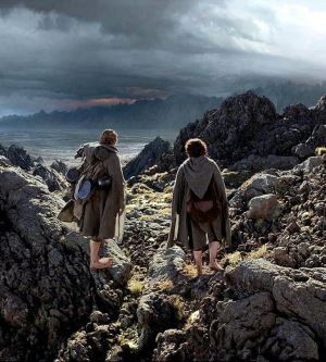 Yüzüklerin Efendisi'nin Derin Felsefesi: Güç, Ahlak ve İnsan Doğası Üzerine Bir Hikaye