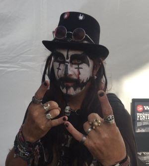 Metal Müzik Bağımlılığı Nedeniyle İsveç'in Maaşa Bağladığı Adam: Roger Tullgren