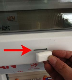 Pencerelerin Alt Kasasındaki Küçük Delikler Ne İşe Yarıyor?