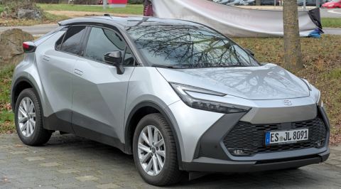 Toyota'nın "Sıkıcı Olmasın" Diye Tasarladığı Otomobil: C-HR