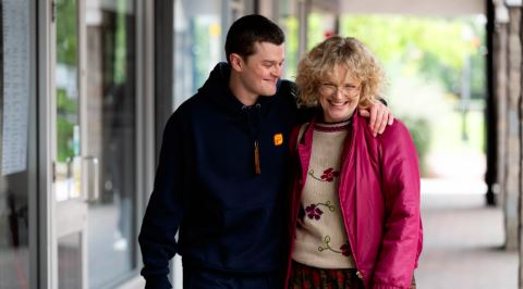 İnsanı Fena Hâlde Gülmekle Ağlamak Arasında Bırakan Film: I Swear