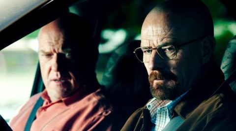 Hank Schrader, Bacanağı Olmasına Rağmen Neden Walter White'ın Peşine Düşüyor?