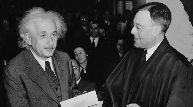 Yeni Başlayanlar İçin Einstein'ı Einstein Yapan Çalışmalar Tam Olarak