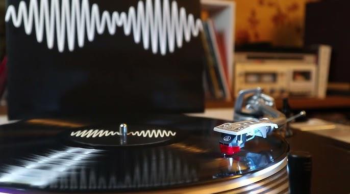 Sadece Arctic Monkeys'in Değil, Komple Indie Müziğin En İyi Albümlerinden Biri: AM