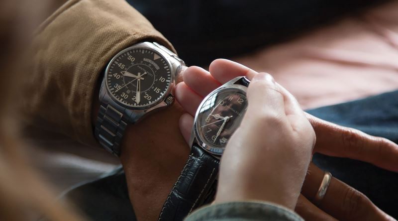 Interstellar'ın Gizli Başrolü: Cooper'ın Taktığı Hamilton Marka Mekanik Saat