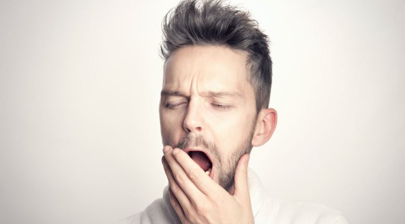 Esnerken Neden Gözümüz Yaşarır?