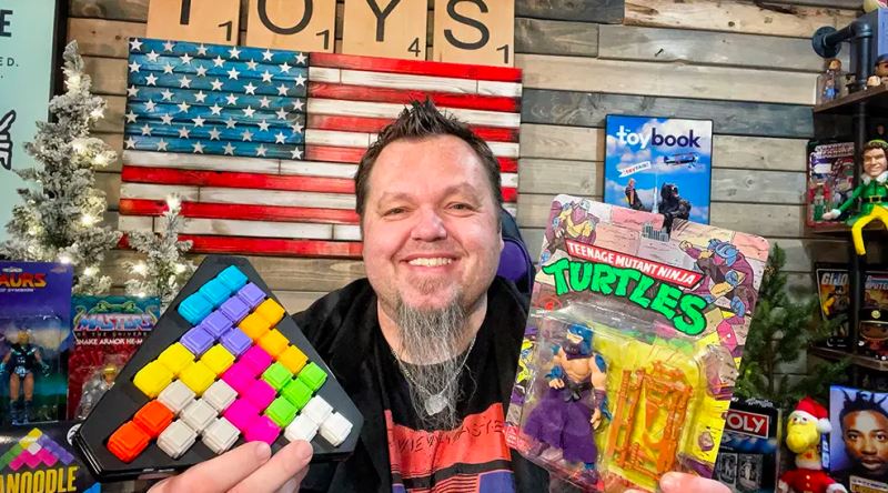 Lego Seti Biriktiren, Çizgi Film İzleyen, Cosplay Yapan Yetişkinler: Kidult Fenomeni