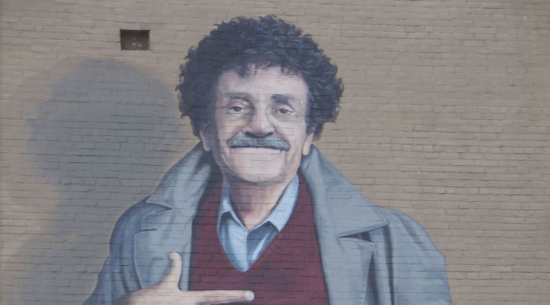 Kurt Vonnegut'un İyi Hikaye Yazmak İçin Verdiği 8 Kritik İpucu