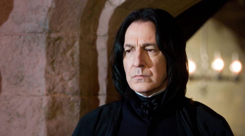 Mevzuyu Hiç Bilmeyenler İçin: Snape'in Bütün Hikayesinin Madde Madde Özeti