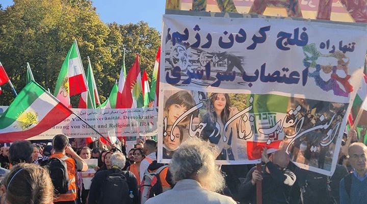 İran Kökenli Bir TC Vatandaşının İran Protestoları Hakkındaki İçeriden Yorumu