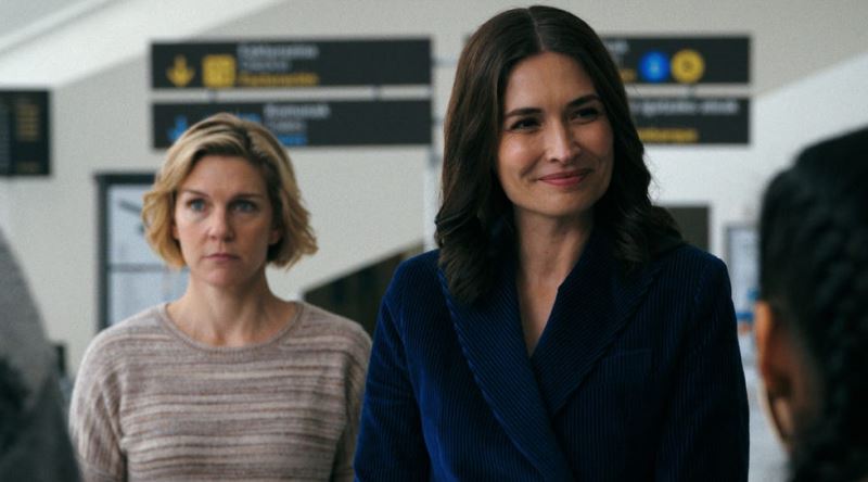 Pluribus Dizisindeki Mutluluk Kıyametinin Arkasında Gizlenen Yapay Zeka Planı Ne?