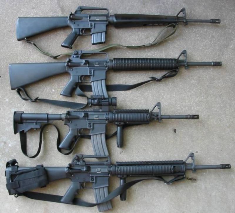 m-16 tipi silahlar.