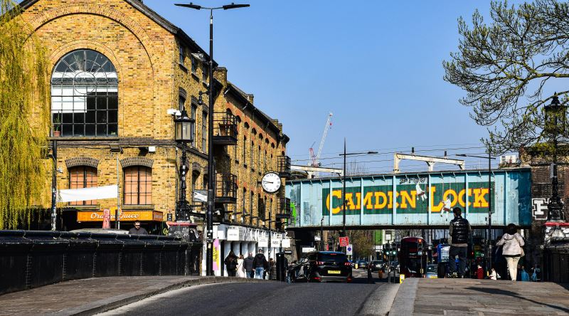 Londra'da, Gezerek Şehrin Elzem Kısımlarını Tanıyabileceğiniz Hazır Gezi Rotaları