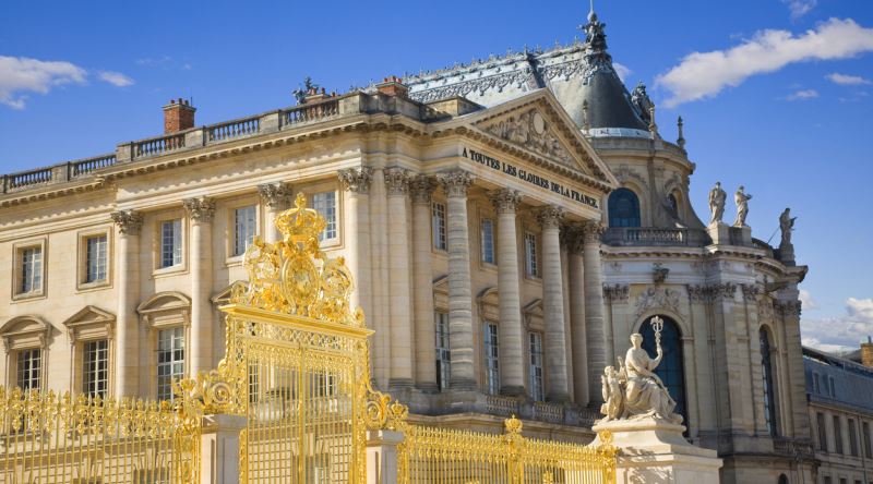 Kralların Kendi Saraylarını Yaptırırken Örnek Aldığı İhtişam Abidesi: Versailles Sarayı