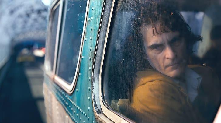 Kadınların Yalnızlığından Çok Daha Farklı Olan Dipsiz Bir Kuyu: Erkek Yalnızlığı