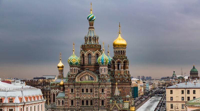 Vize Alıp Gitmenin Kolay Olduğu Saint Petersburg'ta Ne Yenir, Ne İçilir?