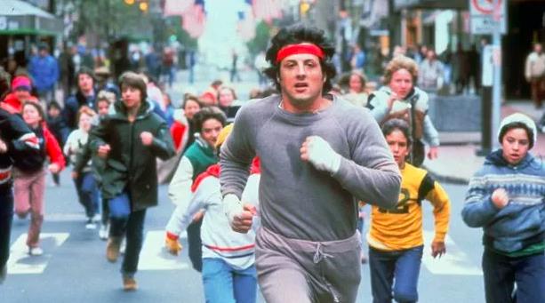 Düzenli Koşu Yapmak İsteyenler İçin Sakatlanmayı En Aza İndirecek Bir Egzersiz Programı