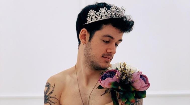 “Prenses Erkek” Tartışması: Erkekler Eskisi Kadar Maskülen Değil mi?