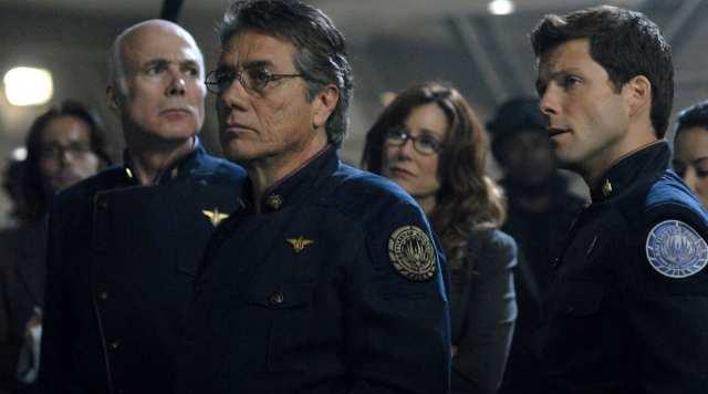 Battlestar Galactica İzleyenlere Aslında Hangi Şeylerin Mesajını Veriyor?