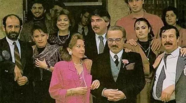 Günümüz Türkiye'sine Kıyasla Geçmişte Kalmış İnsan Profillerini Hatırlatan Dizi: Bizimkiler