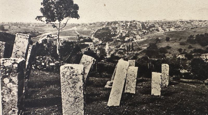 Osmanlı'nın En Yalnız Mesleğini Yapan Cellatların İstanbul'daki Toplu Mezarlığı