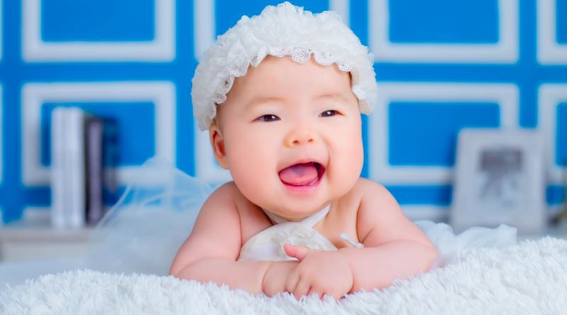 Bebeklerin Yanakları Neden Tombul Olur?