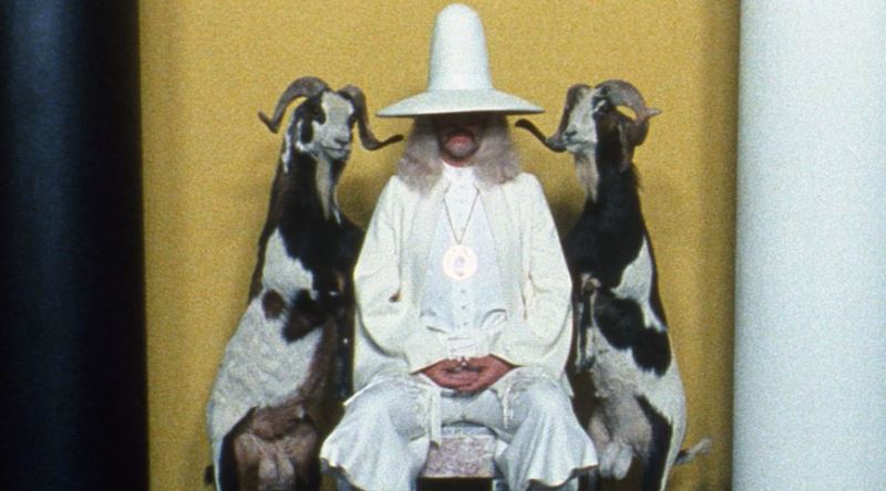 İzleyenlerin Gerçeklik Algısını Yerle Bir Eden Beyin Yakan Film: The Holly Mountain