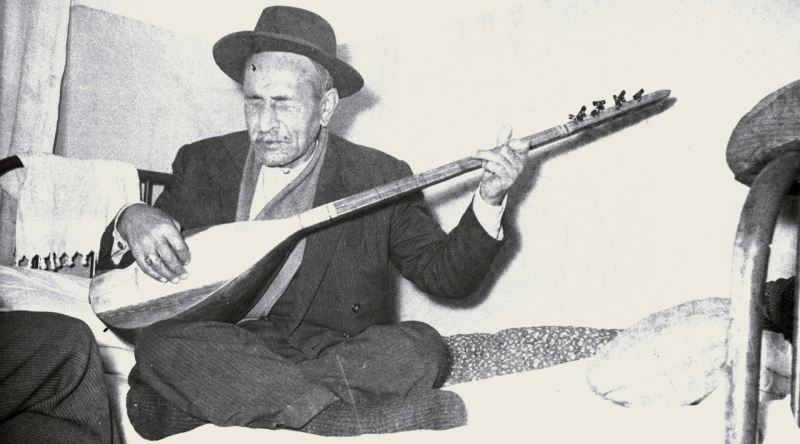 Aşık Veysel'in, Toplumun Ayrıştırılmasına Tepki Olarak Adnan Menderes'e Yazdığı Şiiri