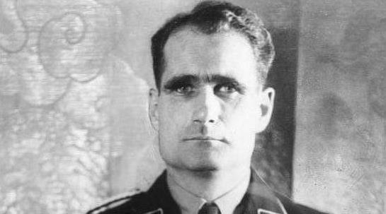 II. Dünya Savaşı'nda Almanya'dan İngiltere'ye Barış İçin Tek Başına Uçan Acayip Nazi: Rudolf Hess