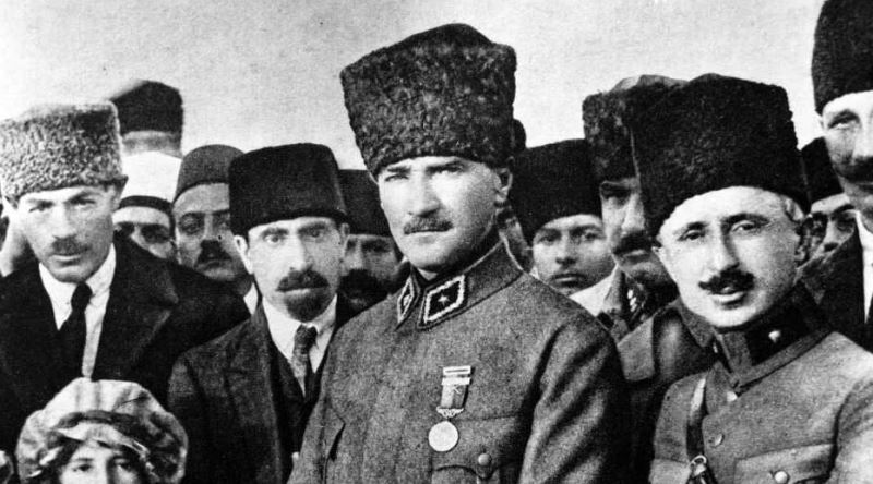 Mustafa Kemal Atatürk'ün "Gazi" Unvanı Nereden Geliyor? - Ekşi Şeyler