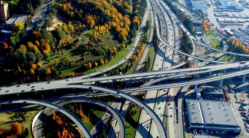 ABD'de Yüz Binlerce Siyahiyi Evinden ve İşinden Eden Irkçı Otoyol Planlaması