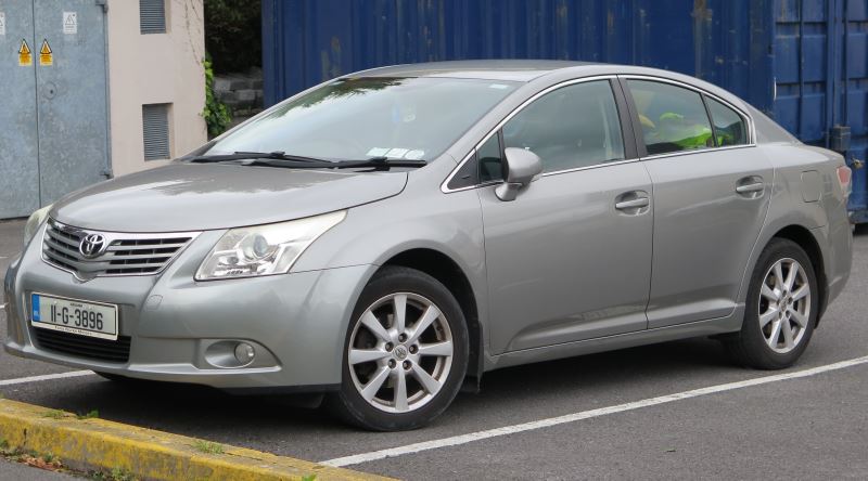 Toyota Avensis Mantıklı Bir Araba Olmasına Rağmen Türkiye'de Neden Tutmadı?