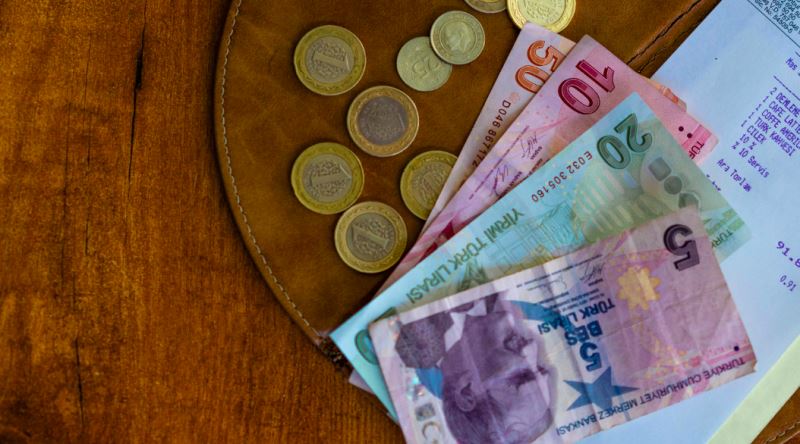 Merkez Bankası, İstese Döviz Kurunu Düşürebilecekken Bunu Neden Yapmıyor?