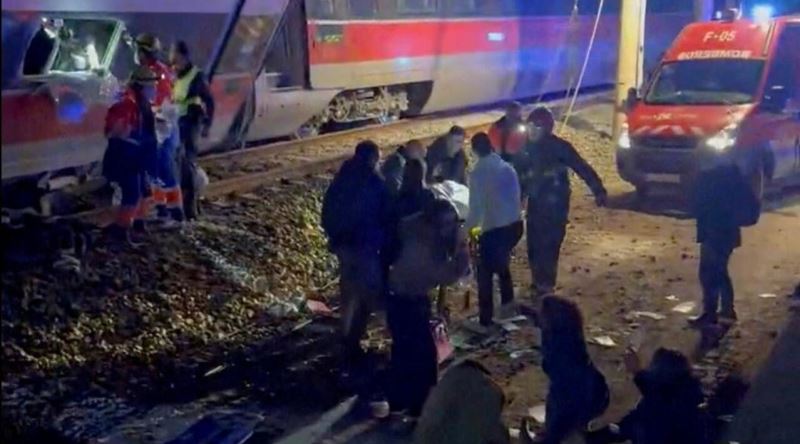 İspanya'da Bir Haftada 4 Tane Tren Kazası Yaşanmasının Sebebi İsrail'in Sabotajı mı?