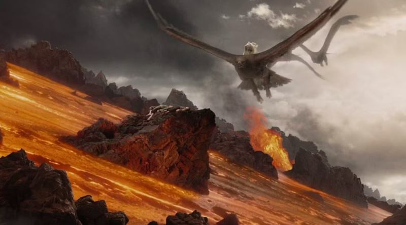 Yüzüklerin Efendisi'nde Kartalların Yüzük'ü Mordor'a Taşımamasının Askeri Nedeni