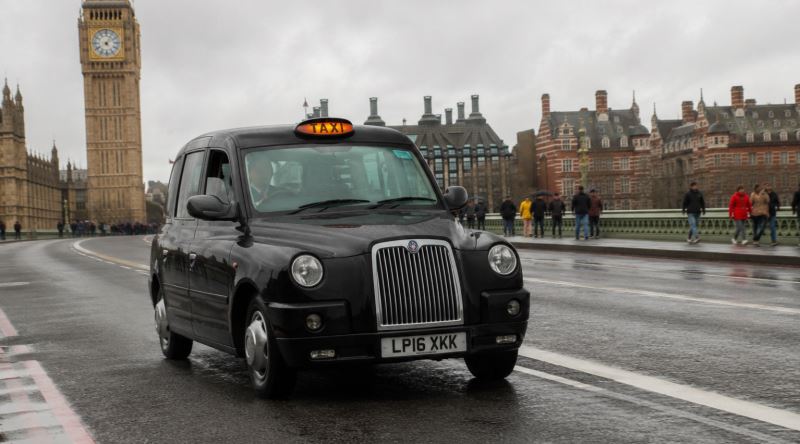 Londra'daki Taksi Şoförlerinin Geçmesi Gereken Zorlu Mesleki Yeterlilik Sınavı